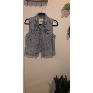 Hollister Jean vest